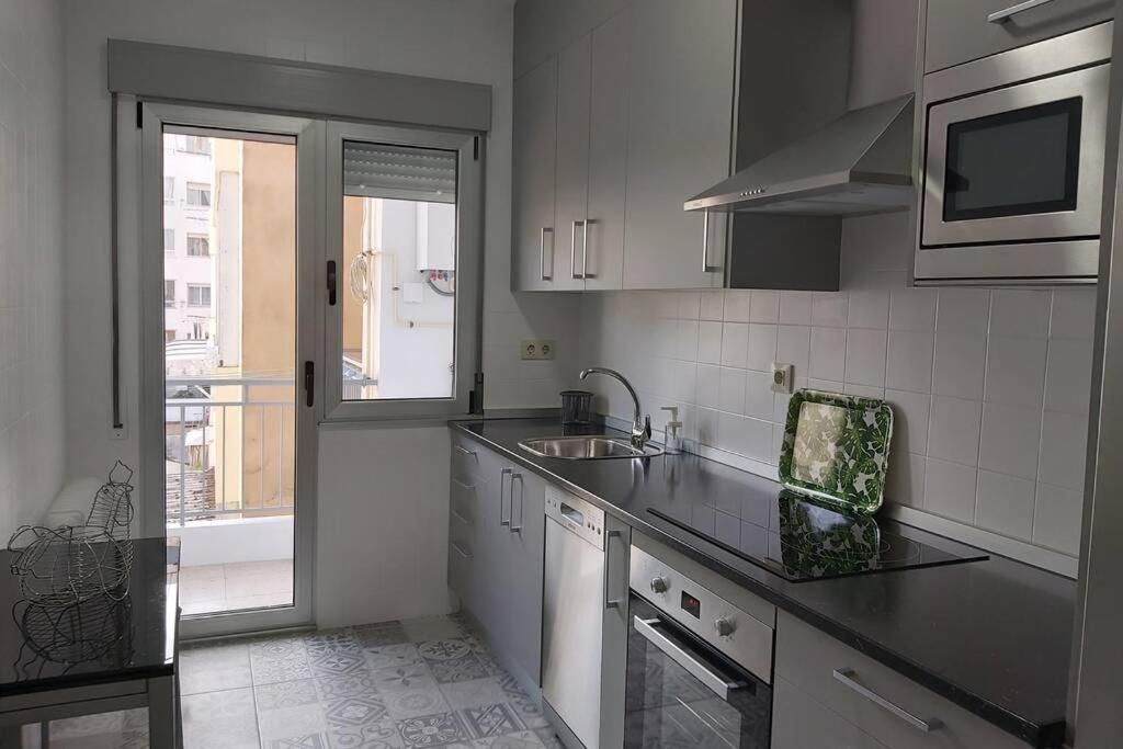 Campania Apartment Оуренсе Екстериор снимка